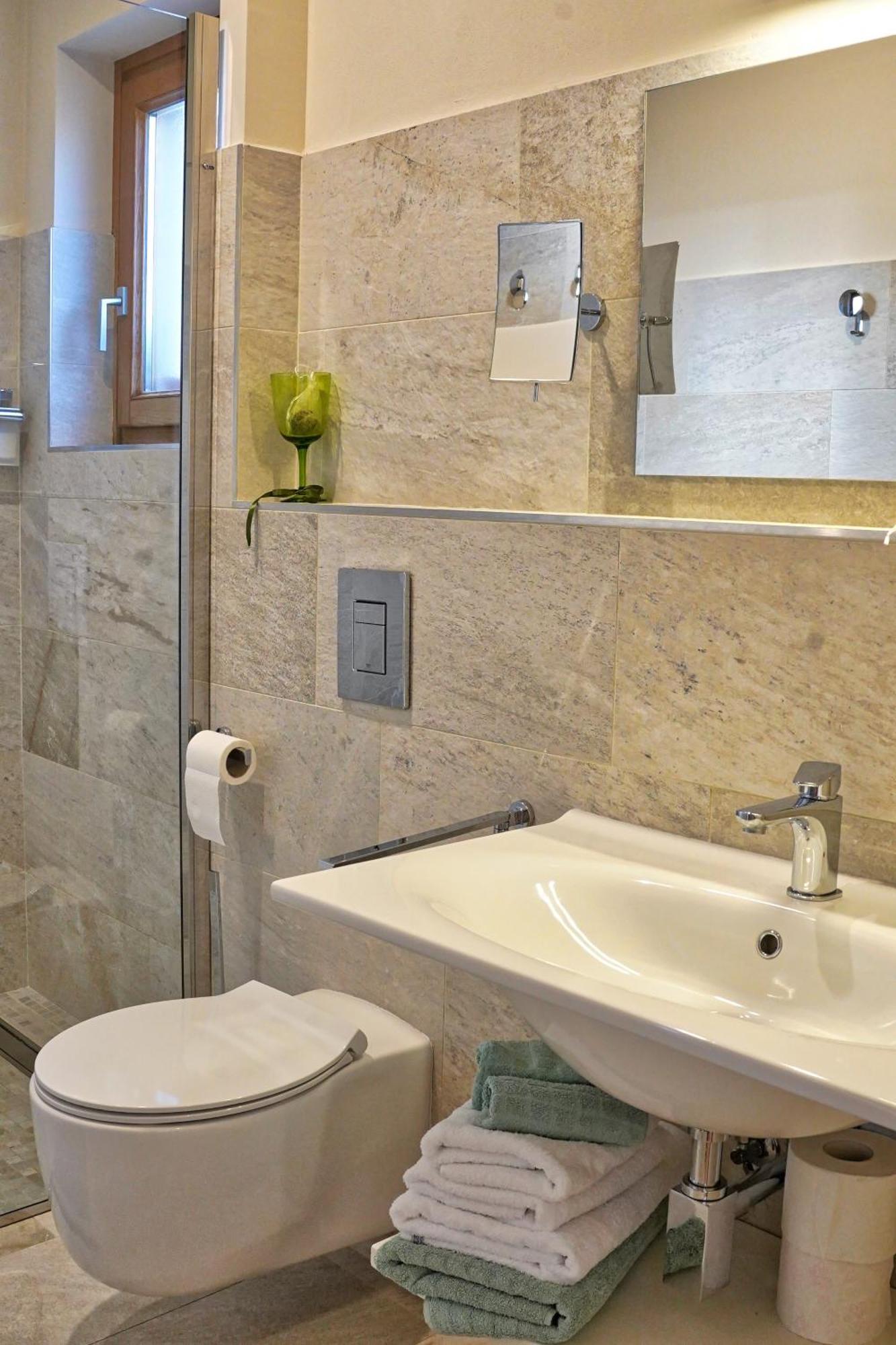 Suites Danica Smartno Exteriör bild